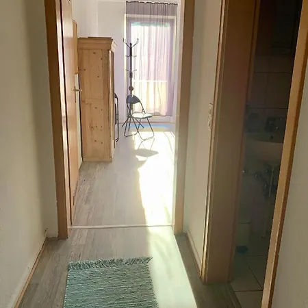 Apartment In Stadtnahe, Einfach Und Praktisch
